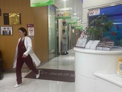 -雅悦齿科(顾村公园店)