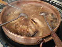 -阿山卓·野生菌火锅·纳西火塘烤肉