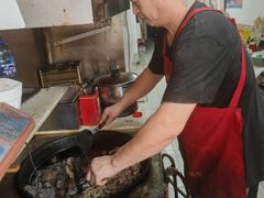 -二七友名焖子铺