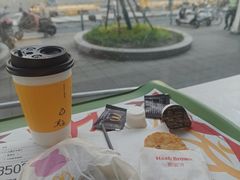 -麦当劳(虹梅路地铁站店)