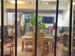 -芳芳餐厅(白沙路店)