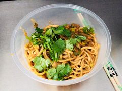 招牌热干面-父二代辣肉面·盖饭