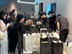 -喜茶(深圳万象城黑金店)