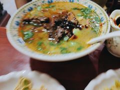 红烧牛三宝面-金杨拉面王小吃面馆·牛三宝面·红烧牛肉粉