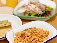 -HELLO 27 意面·沙拉·帕尼尼