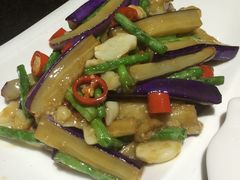 豆角烧茄子-湘与香缘·湖南菜(王府井北京市百货大楼店)