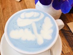 Butterfly&nbsp;Pea&nbsp;Lattee-FLOVIE FLORIST CAFE