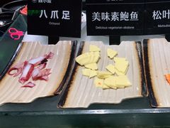 -钱小奴创意自助餐厅·原切谷饲安格斯畅吃(宁波奉化银泰店)