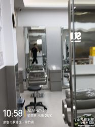 -首脑美发沙龙