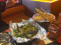 -何师烧烤Pro ·江湖川菜·小龙虾·精酿(太古里旗舰店)