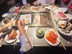 -芝小官毛肚火锅海鲜自助(苏州吴江区万宝店)