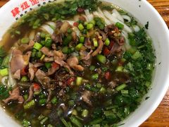 酸辣鸡杂粉-肆姐面粉馆(坡子街店)