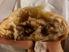 鲜肉榨菜月饼-盒马鲜生(杭州运河上街店)