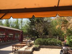 -尚庄度假村·庭台树下·户外烧烤·团建CS·轰趴营地(上庄水库店)