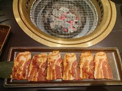 -山川小町·极番烧肉(新地假日广场店)