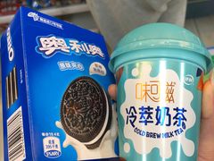 -全家便利店(宜山路站店)