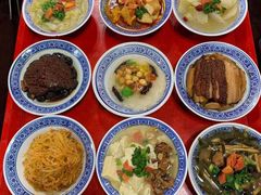 -蓝田九大碗民俗食府(蓝田店)