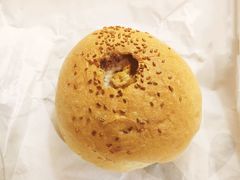 吞拿鱼面包-老佛爷饼店