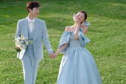 -现代经典婚纱摄影