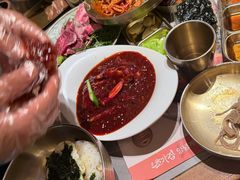 -草家酱蟹炭火烤肉店(珲春南路一店)