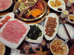 -小天鹅火锅·一线江景洪鼎旗舰店(洪崖洞店)