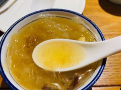 银耳莲子炖雪梨-好嫂子酱猪手•农家菜(华远坊店)