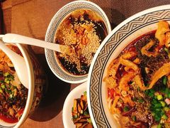 -粉吖吖·邵阳米粉(体育西路店)