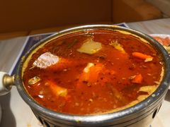 -雍容荟活帝王蟹活龙虾自助(苏宁旗舰店)