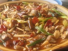 -老来福·非遗酸汤兔(凯旋路店)