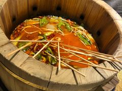 东北精品涮毛肚-聚串门儿·东北烧烤(信义坊店)