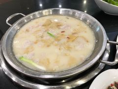 -老来福·非遗酸汤兔(凯旋路店)