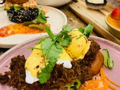 -FLOVIE FLORIST CAFE