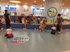 -戊辰亲子游泳俱乐部