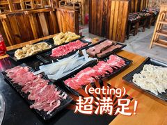 -果松木炭酸菜铜火锅·外婆参鸡汤