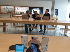 -Apple零售店(玄武湖店)