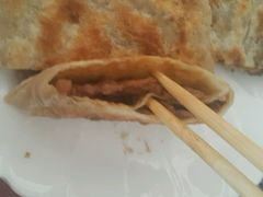 -溢心园香河肉饼总店