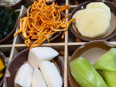 -芈重山老火锅(广州首店)