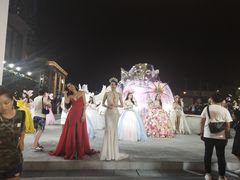 -卷心菜和避孕套餐厅(Pattaya)