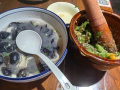 -乡里人家家常菜馆(营盘路店)