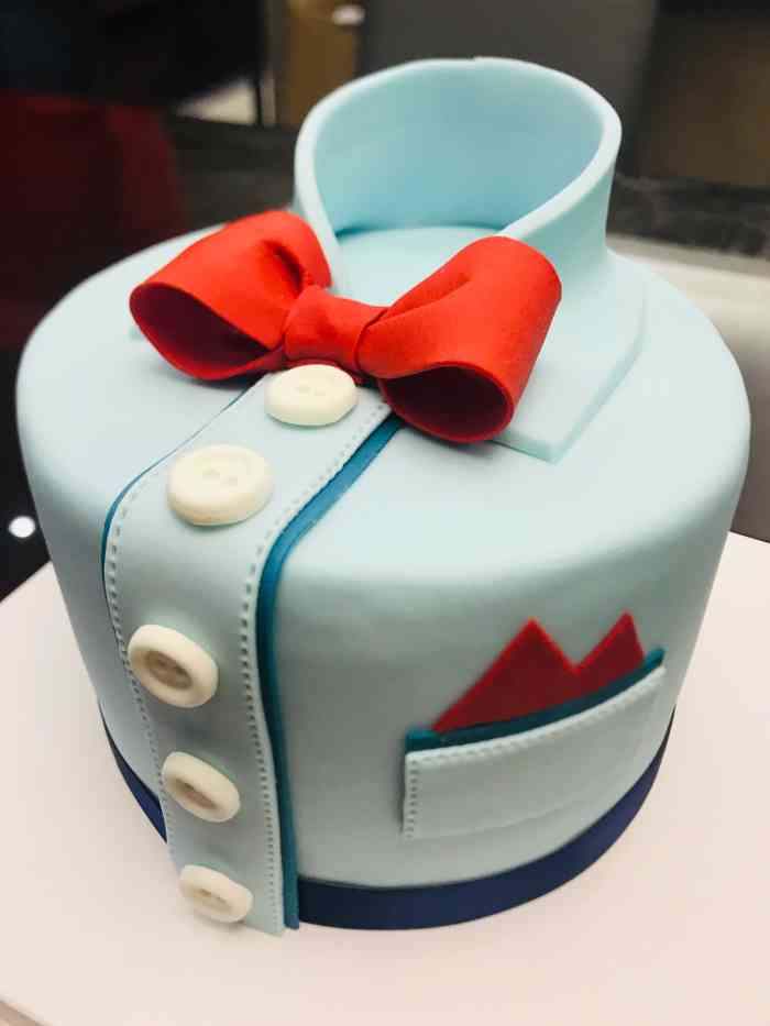 pearia·蛋糕定制(陆家嘴中心店)-"想搞个貌美一点的翻糖,就没有自己