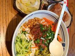 -鑫花溪牛肉米粉(印象水街都心荟店)