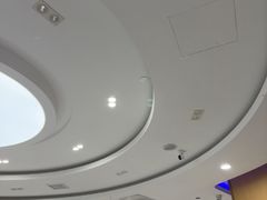 -雅悦齿科(顾村公园店)