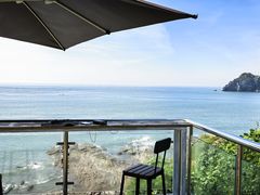 -鱼窝棚柴火铁锅炖(富山屯店)