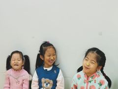 -蓝话筒·少儿成人演讲口才·主持朗诵·戏剧表演(大华第一坊店)