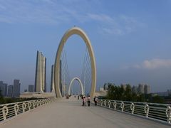 -南京眼步行桥