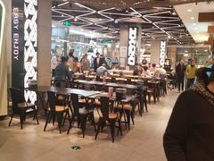 大堂-盒马鲜生(宝地店)