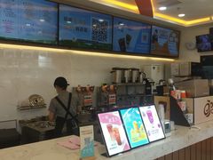 -CoCo都可(北京西站北广场店)