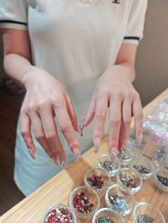 -甲·铺轻奢美甲美睫