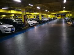 -欧尚超市苏州店停车场(金鸡湖路店)