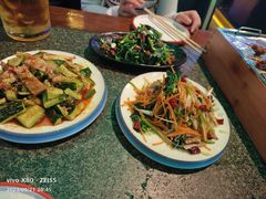 -路边边地标烧烤·川菜·小龙虾·音乐酒馆(良乡长虹店)
